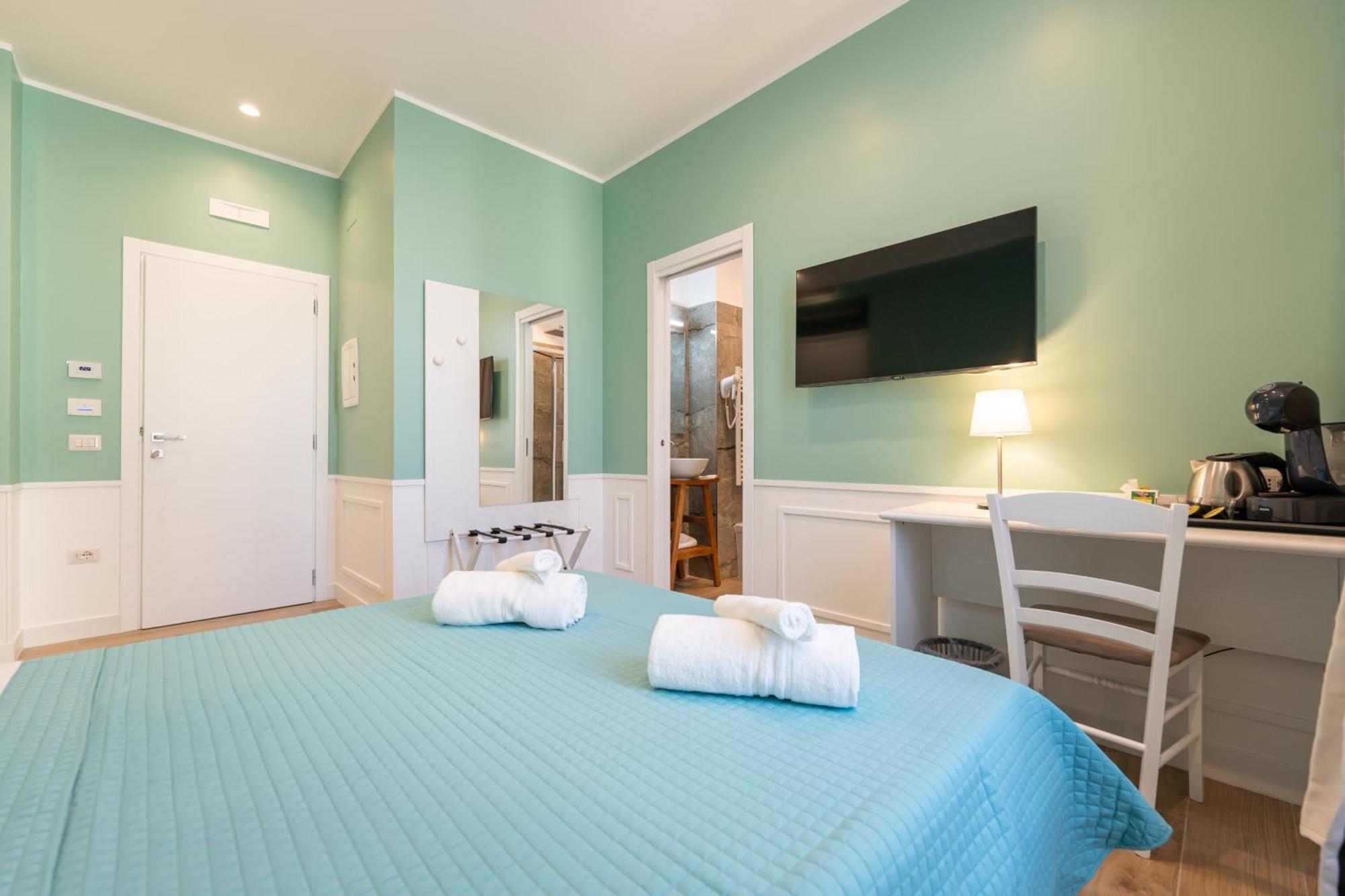 Daca Luxury Rooms เนเปิลส์ ภายนอก รูปภาพ